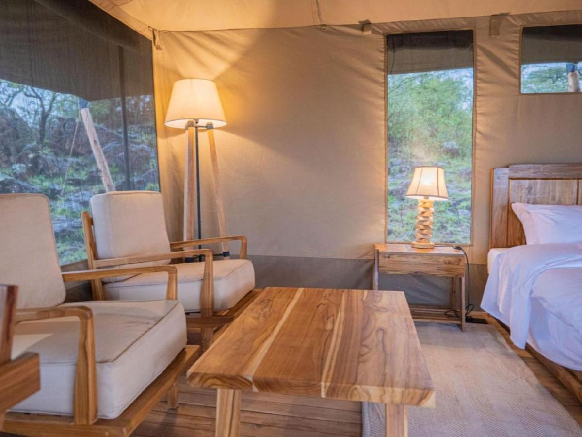 Serengeti Kifaru Tented Lodge Mugumu Zewnętrze zdjęcie