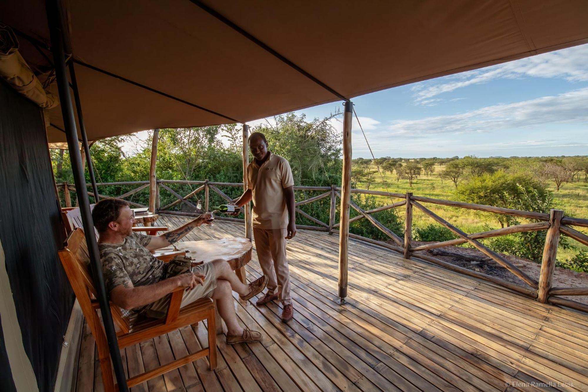 Serengeti Kifaru Tented Lodge Mugumu Zewnętrze zdjęcie