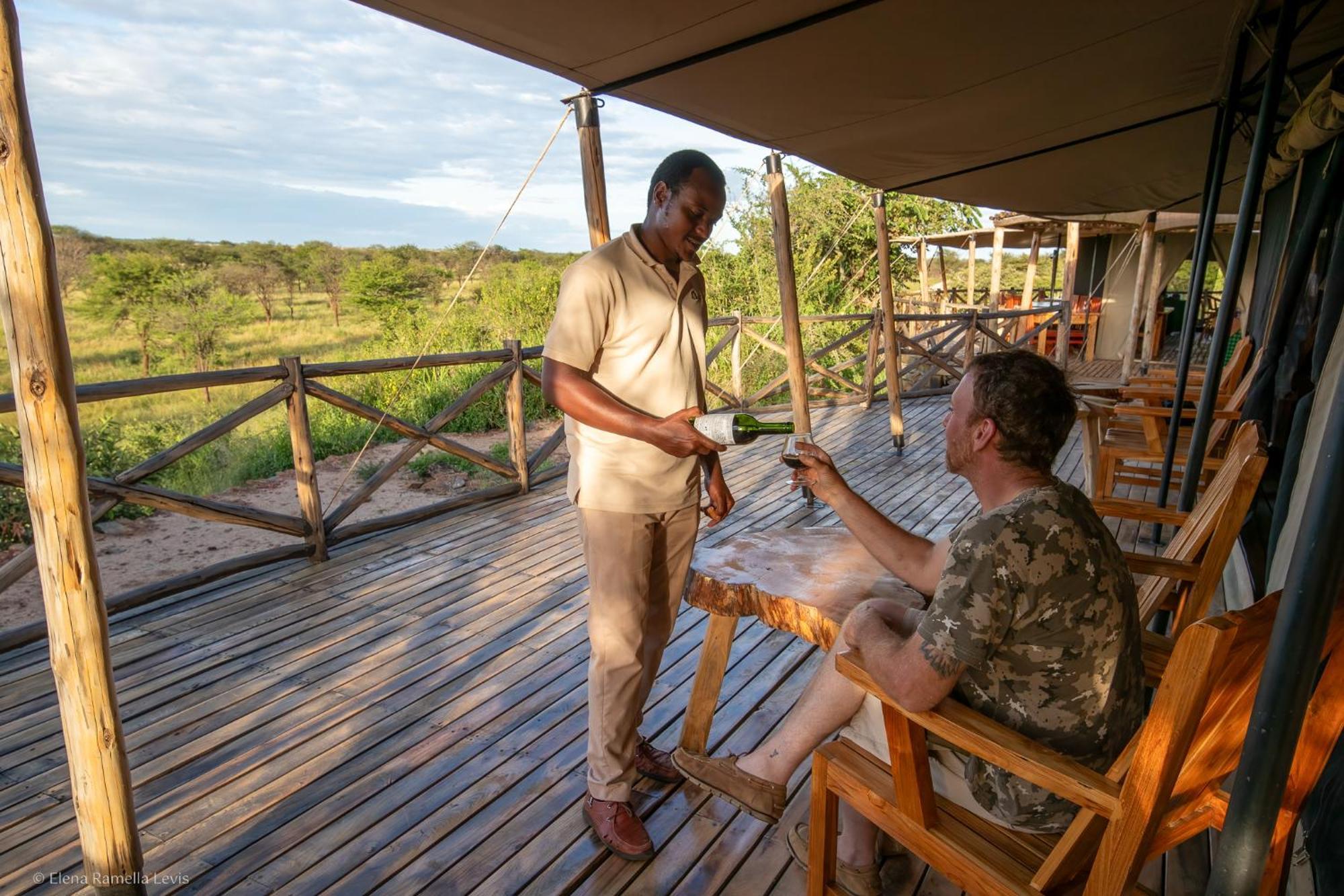 Serengeti Kifaru Tented Lodge Mugumu Zewnętrze zdjęcie